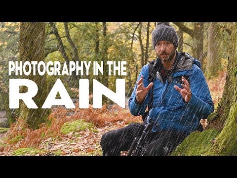 Why I LOVE PHOTOGRAPHY in the RAIN (and how it improves your photos)