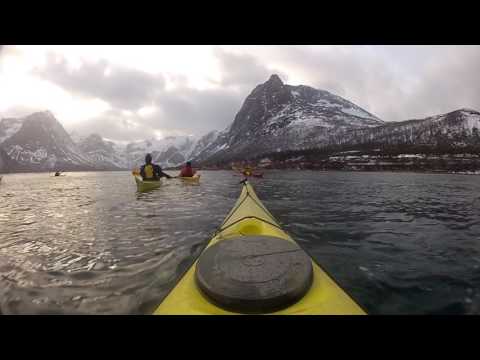 Voyage Hivernal en kayak de mer en Norvege avec voyagekayak.com