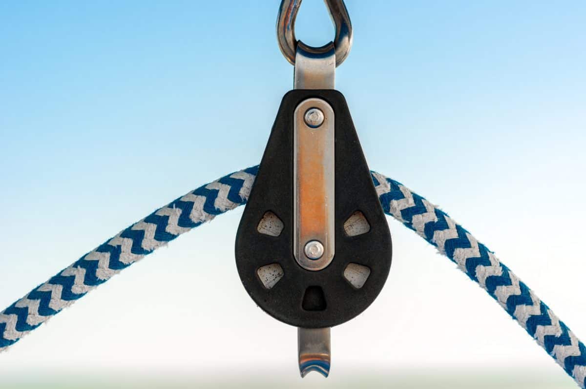 Kayak hoist pulley