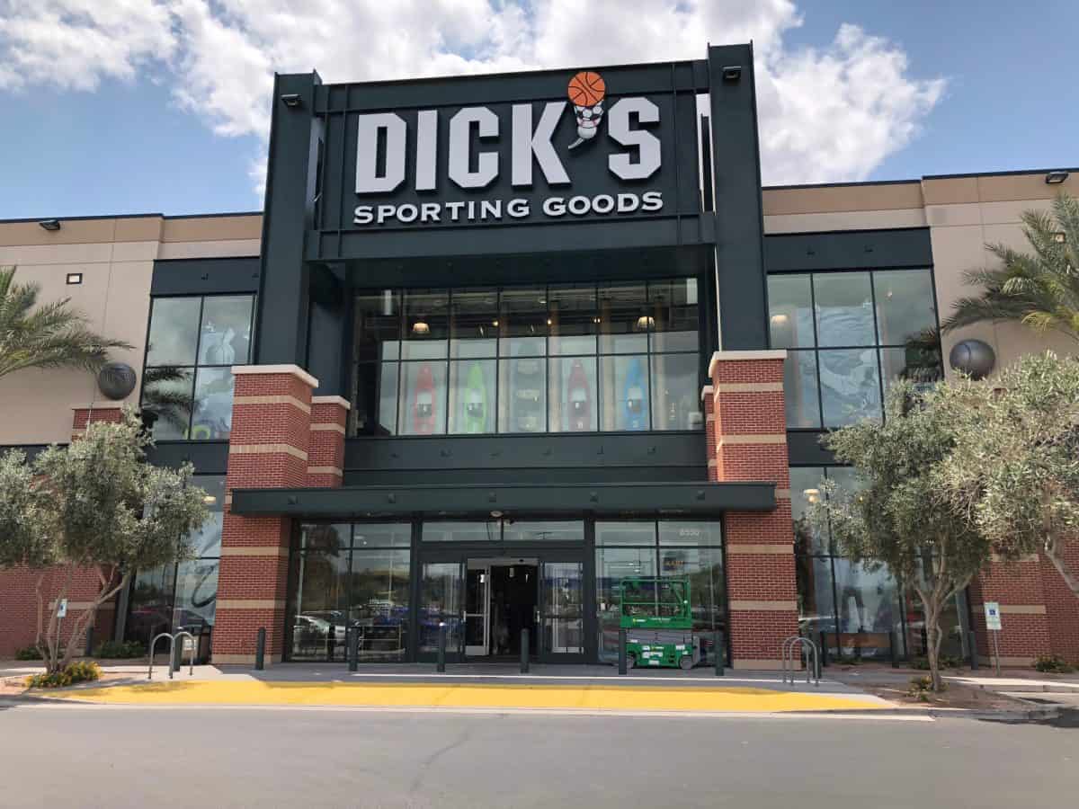 Dicks Sporting Goods shop front