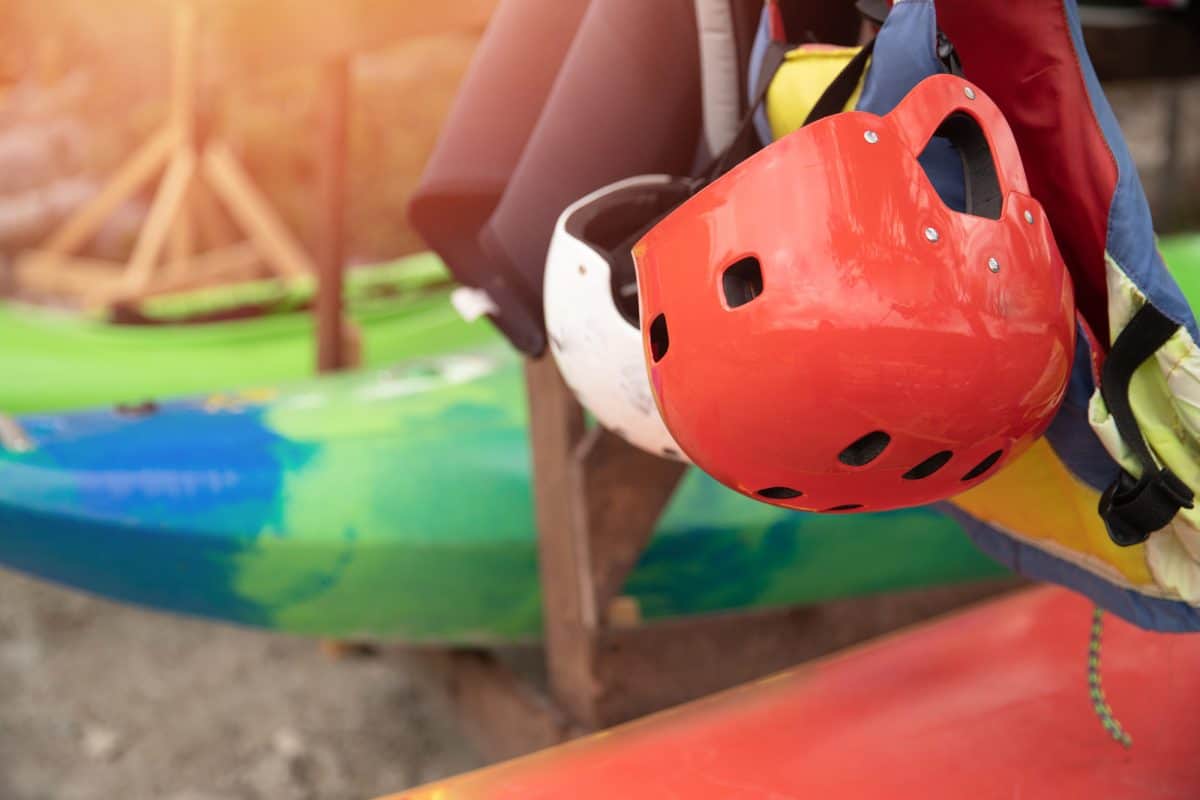 Helmet and paddle for kayaking